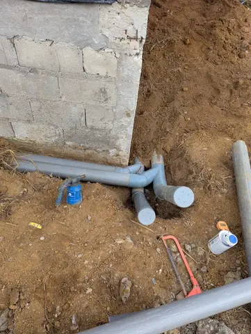 Évacuations PVC et regards — 3