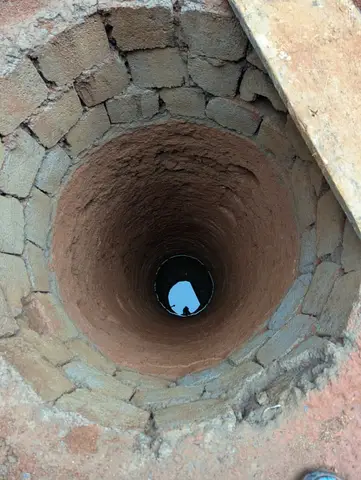 Puits profond et pose de la pompe immergée — 8